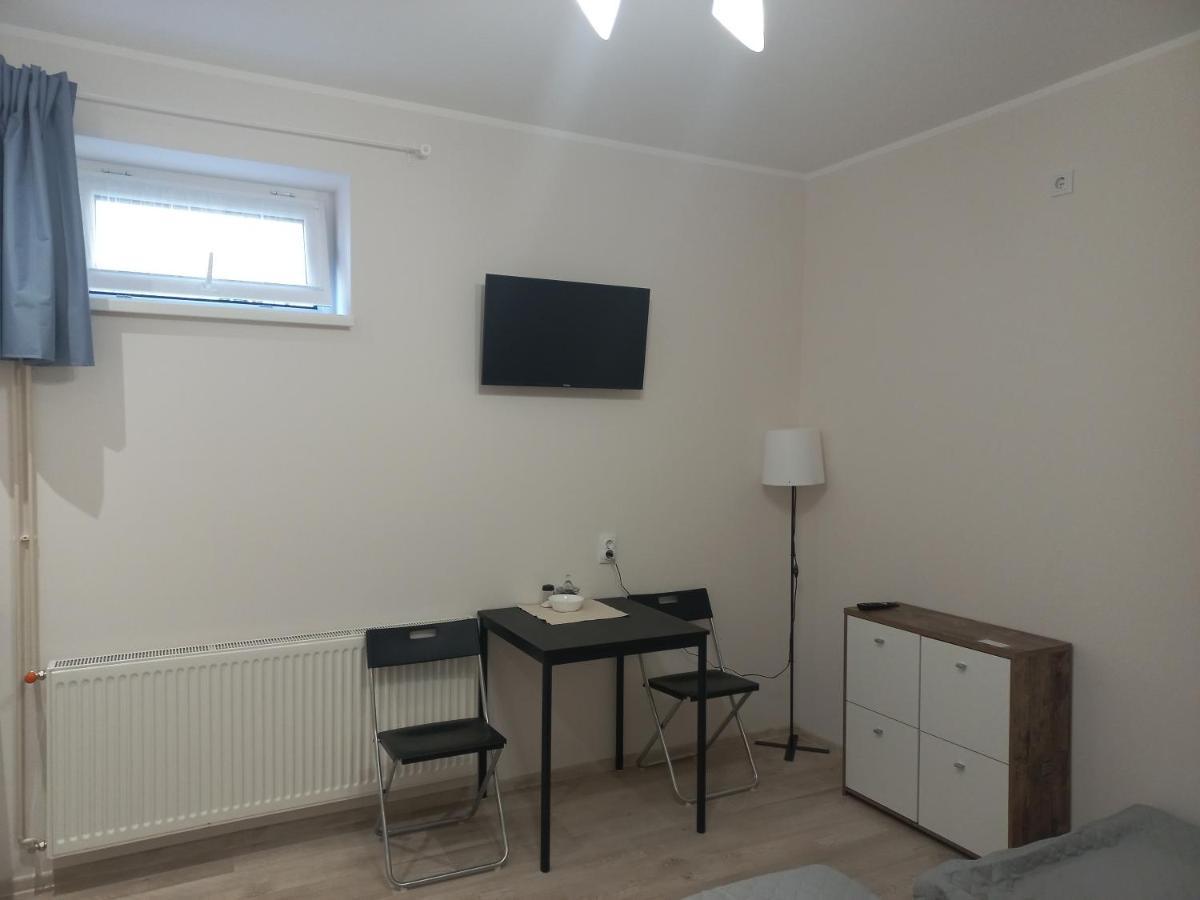 Kod Velikih Tuja Apartman Melence Kültér fotó