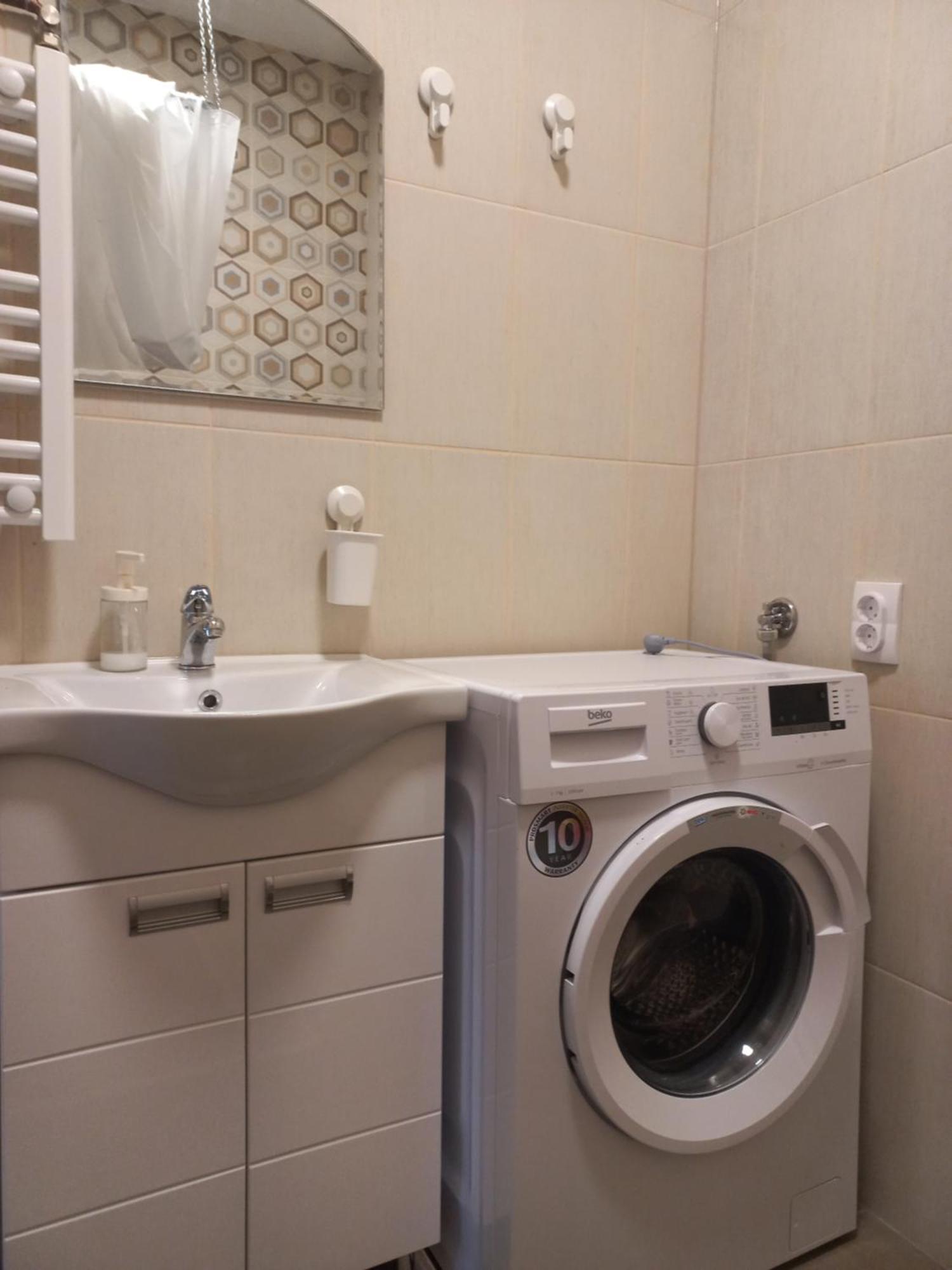Kod Velikih Tuja Apartman Melence Kültér fotó